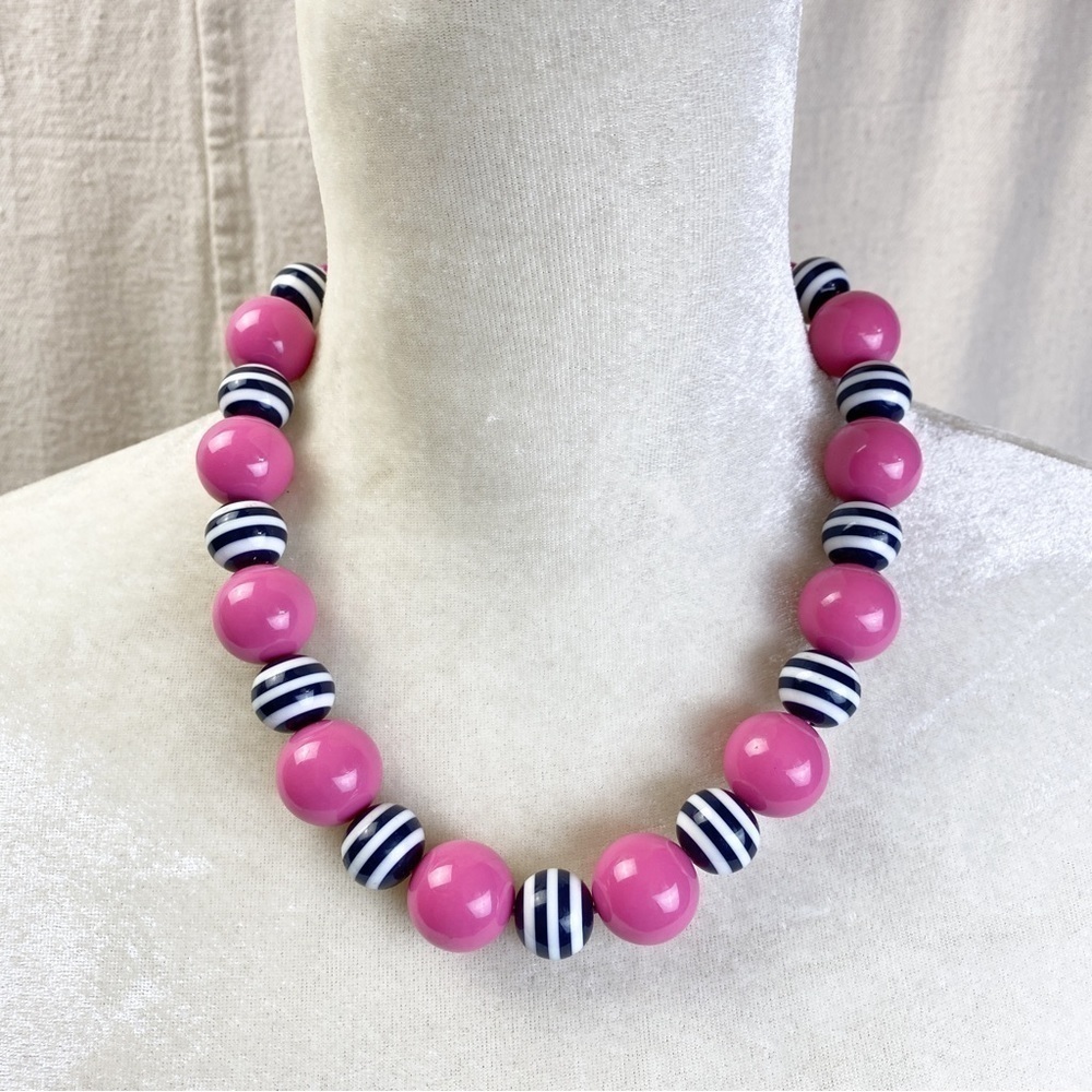Pink black and white beaded necklace bubble gum gum ball pink